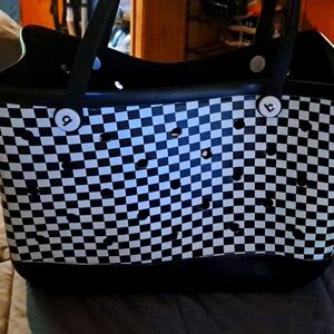 Checkered tote bag